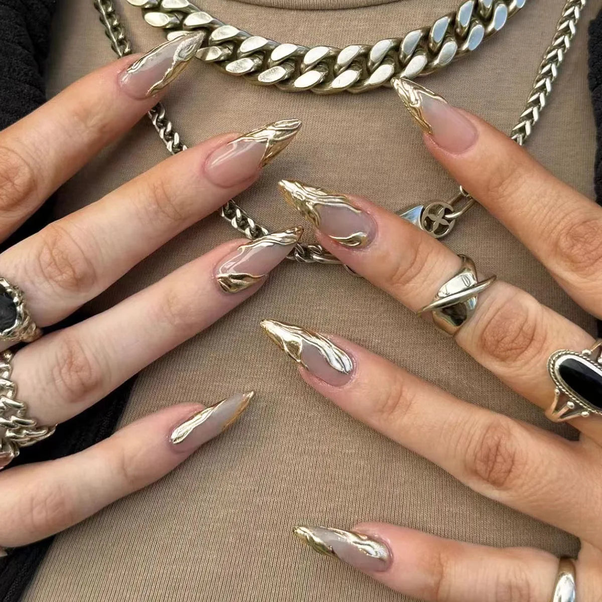 24Pcs Dark Press on Fake Nails with Black Glitter 3D Metallic Designs Sweet Cool Almond False Nails Detachable Nails Spice Girls