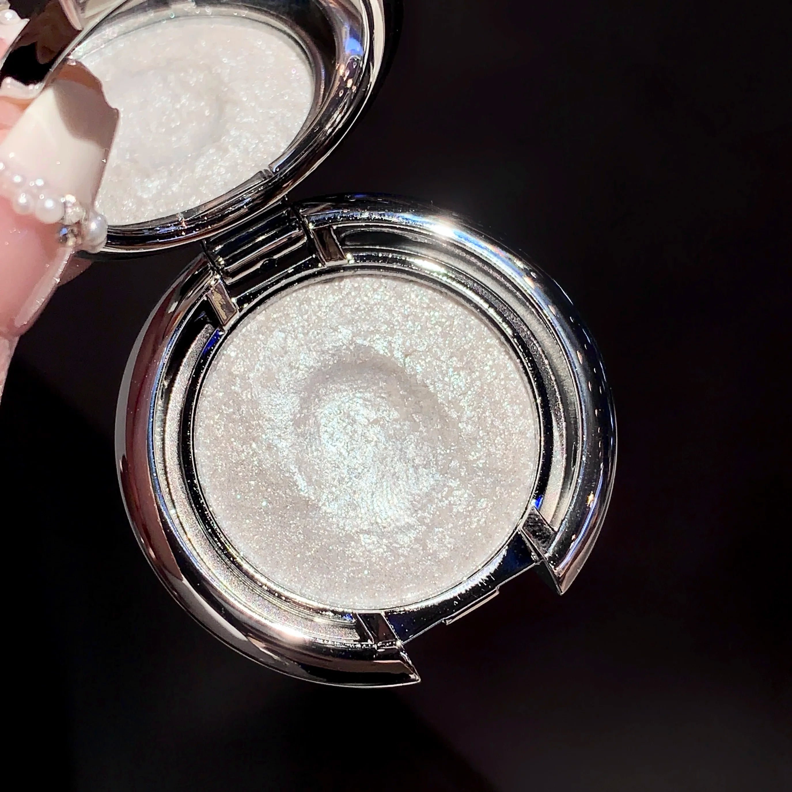 SHAQINUO Highlighter Cream, Radiant Shimmer Powder, Smooth with Potato Mash Texture, Long-lasting, Non-Flaking for Highlighting