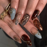 24 false nail pieces shipped randomly, Instagram-style false nails, wearable full-coverage almond-shaped press-on nails.