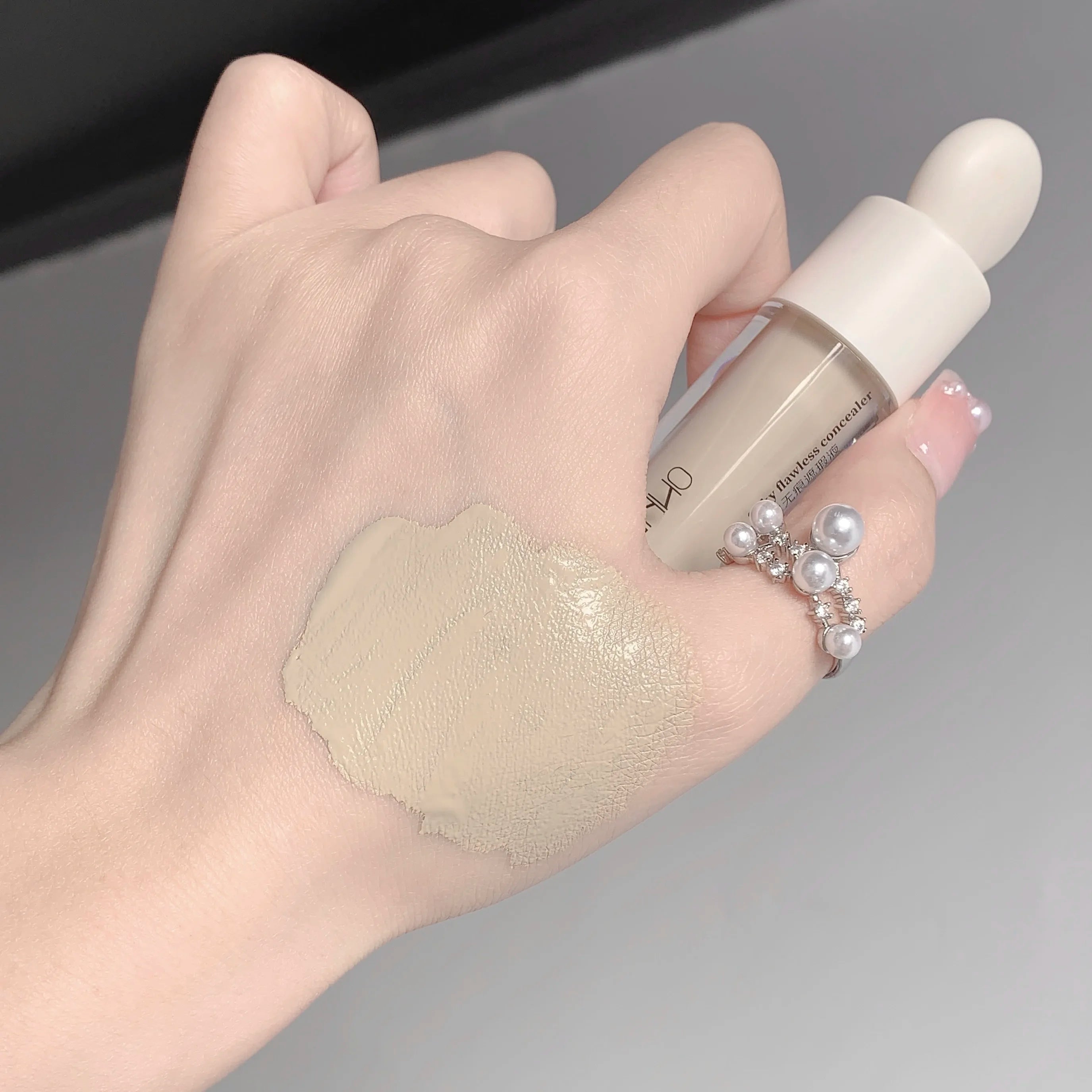 3 Colors Silky Concealer Cover Acne Marks Spots Dark Eye Circles Face Brightening Skin Whitening Concealer