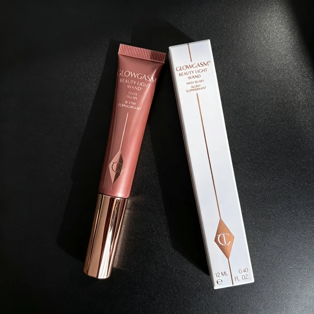 Charlotte Tilbury Peachy Blush For Cheeks Easy To Blend&Eyeshadow Contour Palette To Enhance Facial Features And Add Dimension