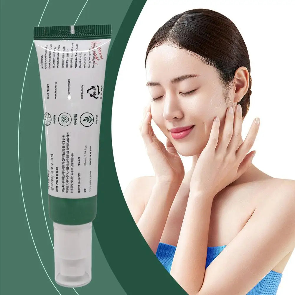 Correcting Glow Serum Deeply Moisturizing Brightening Essence Nourish Skin Brightens Dark Spots & Acne Marks, Deep Hydration