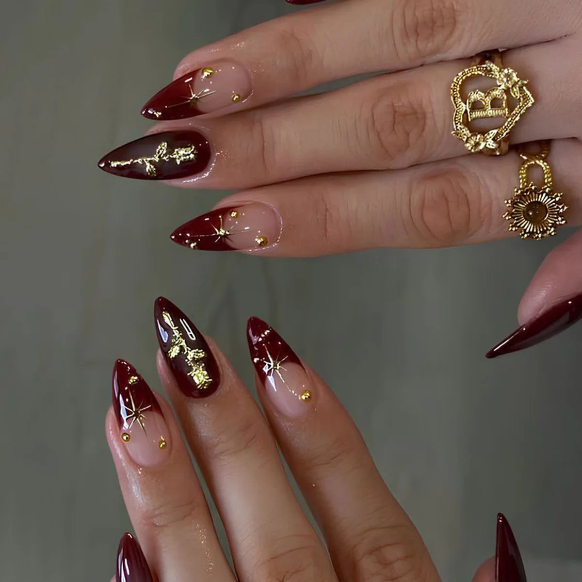24Pcs Dark Press on Fake Nails with Black Glitter 3D Metallic Designs Sweet Cool Almond False Nails Detachable Nails Spice Girls