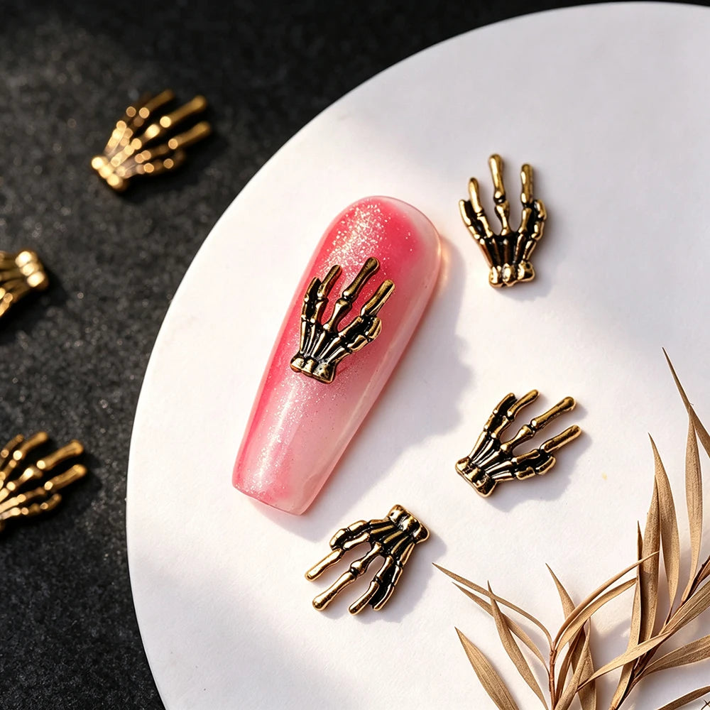 10Pcs Halloween Skull Hand Nail Art Accessories Punk Alloy Skeleton Hands Nail Supplies Retro Gold Silver Halloween Nail Charms
