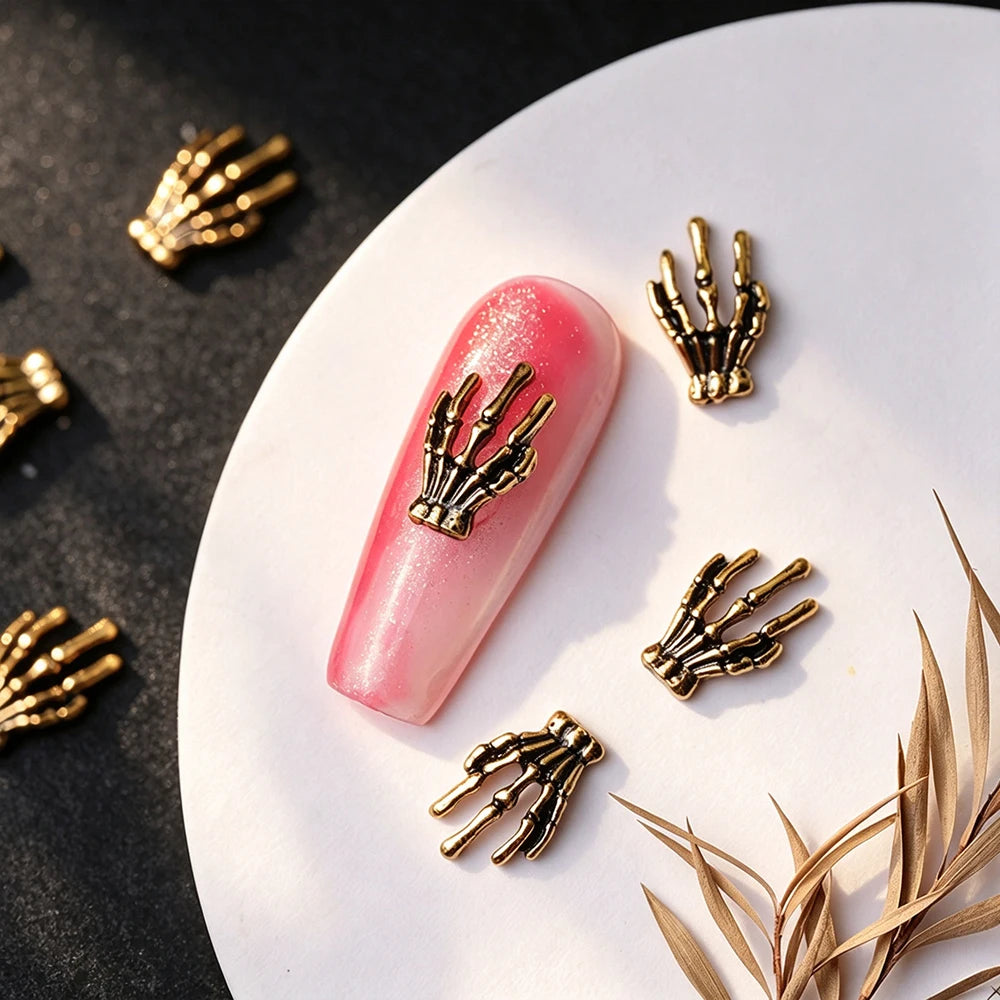 10Pcs Halloween Skull Hand Nail Art Accessories Punk Alloy Skeleton Hands Nail Supplies Retro Gold Silver Halloween Nail Charms
