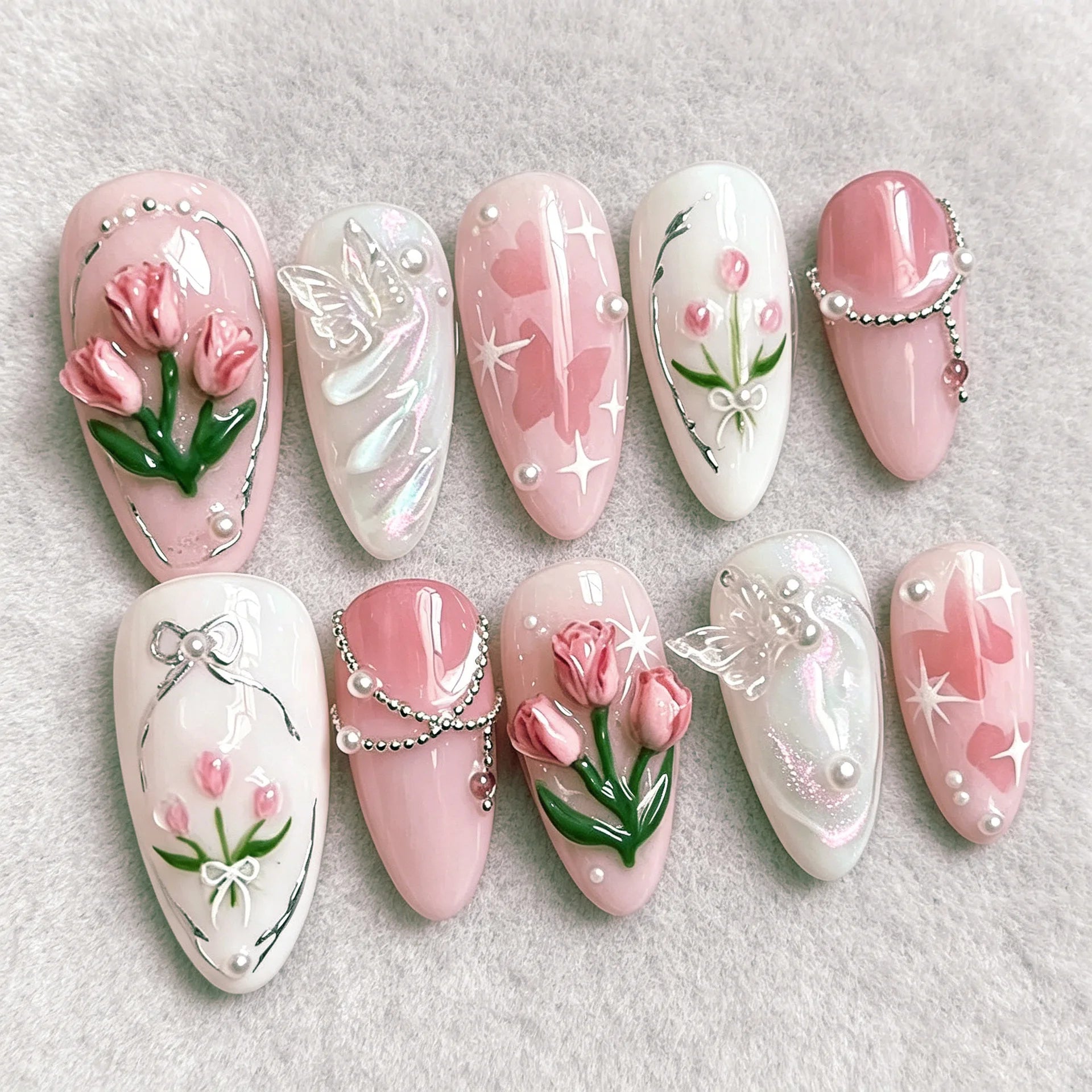 24pcs Wearable Press on Nails Strawberry Bow Design Nails Tips Red Short Almond Pearl Starlight Fake Nail Art Flower False Nails