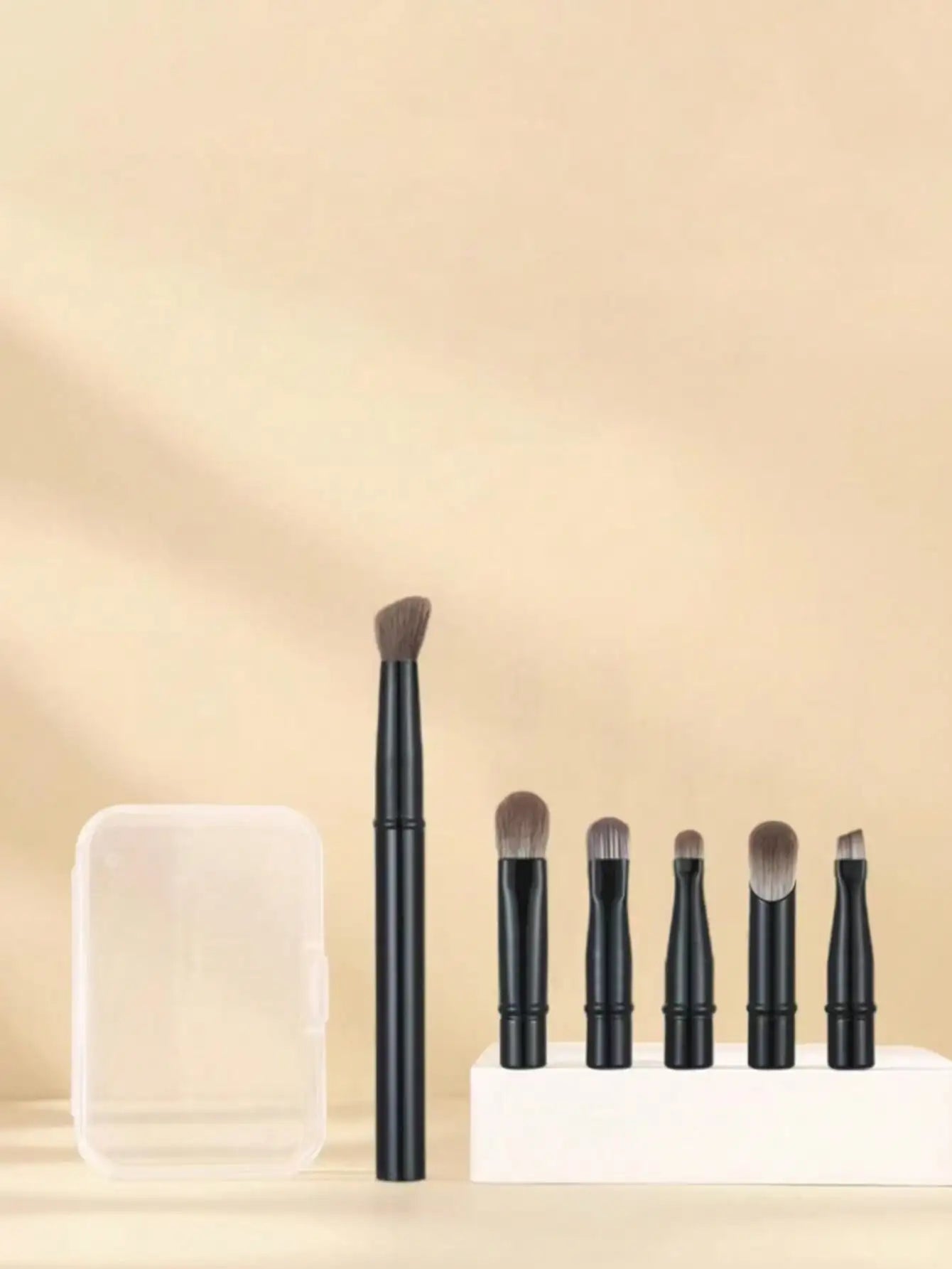 6Pcs Mini Travel Eyeshadow Makeup Brushes Set Portable Small Eye Shadow Blending Concealer Brush With Storage Case For Daily Makeup