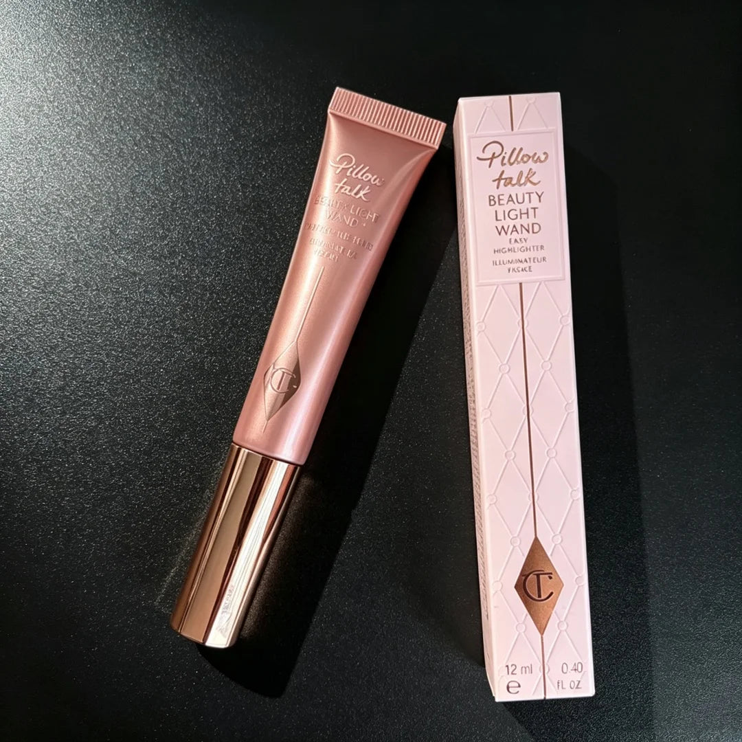 Charlotte Tilbury Peachy Blush For Cheeks Easy To Blend&Eyeshadow Contour Palette To Enhance Facial Features And Add Dimension