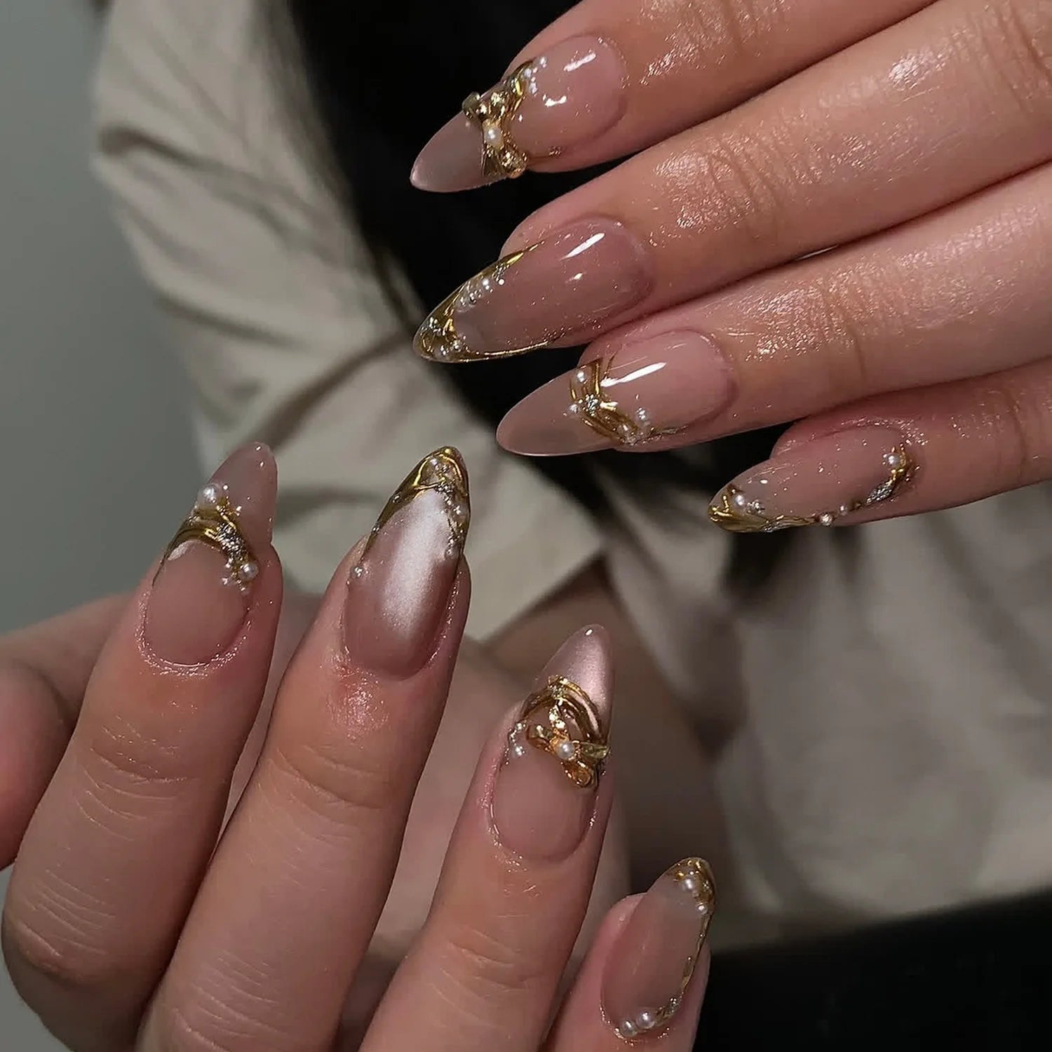 24Pcs Metallic Cat Eye French Sheer Manicure Tip Art Textured 3D Acrylic False Nails Nude Pink Almond Medium Press on Fake Nails