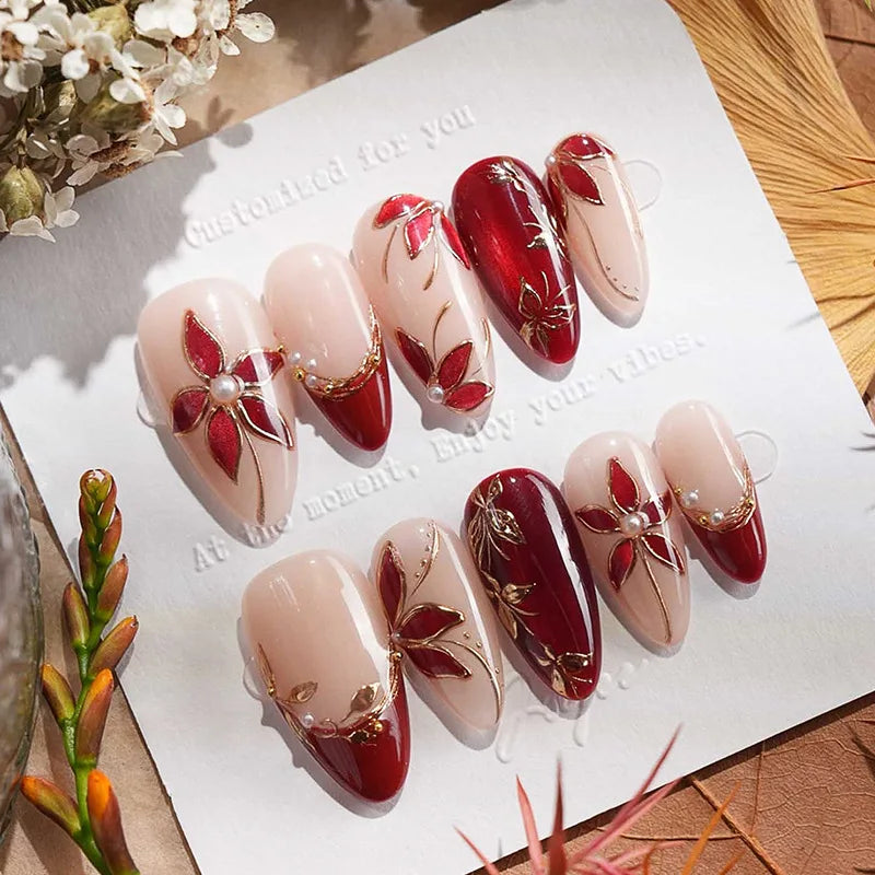 24pcs Wearable Press on Nails Strawberry Bow Design Nails Tips Red Short Almond Pearl Starlight Fake Nail Art Flower False Nails