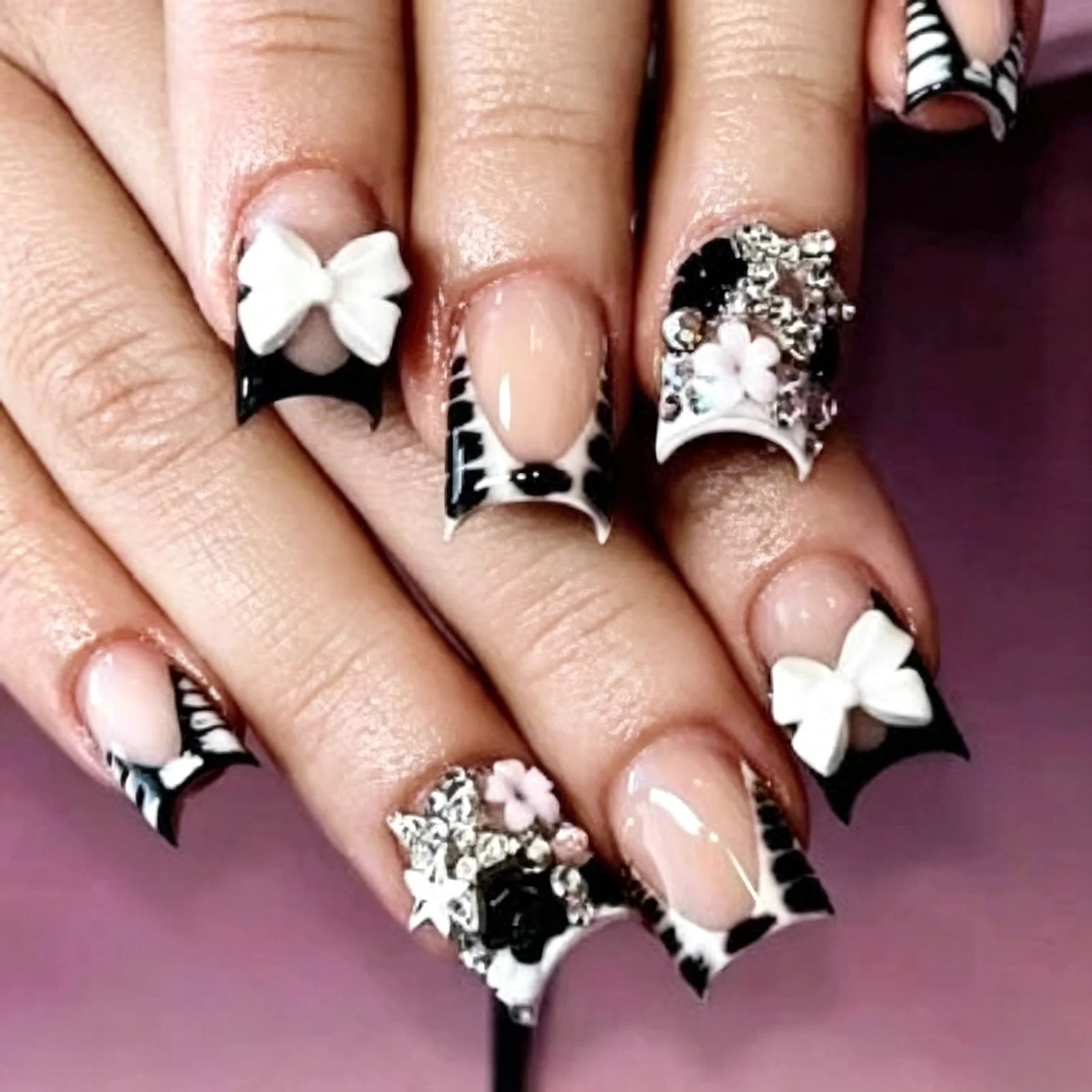 Y2K 24Pcs Set French Style Black & White Tie Dye Polka Dot Press-On Nails, Reusable, With Bowknot, Star Rhinestones, Cute & Chic, Suitable For Dates, Spring, New Year, Christmas, Daily, Birthday, Festival, Spring/Summer New A