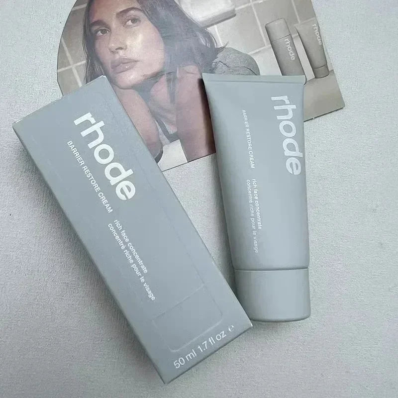 Brand New Limited Pretzel Sweet Pea Banana Moisturizing Lip Gloss Sugaeberry Blue Bubble Moisture Balm Lips Plumping Gloss Oil