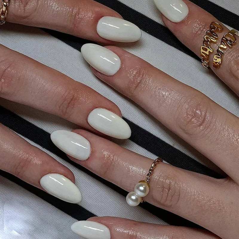 24Pcs Simple Wine Red Fake Nail with Mid-length Design Almond Press on False Nails Wearable Round Head Oval Full Cover Nail Tips