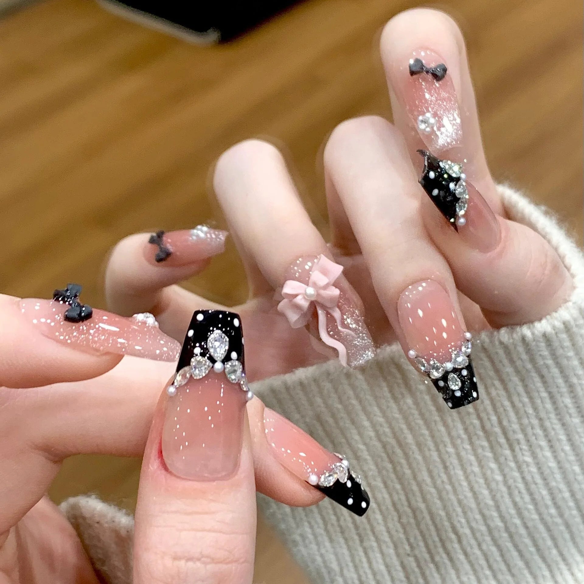 10Pcs Sweet Mid-length Ballet False Nails Art Fashion Pink Cat Eye Lovely Bow Wearable Finished Nails Set Summer Acrylic Nails