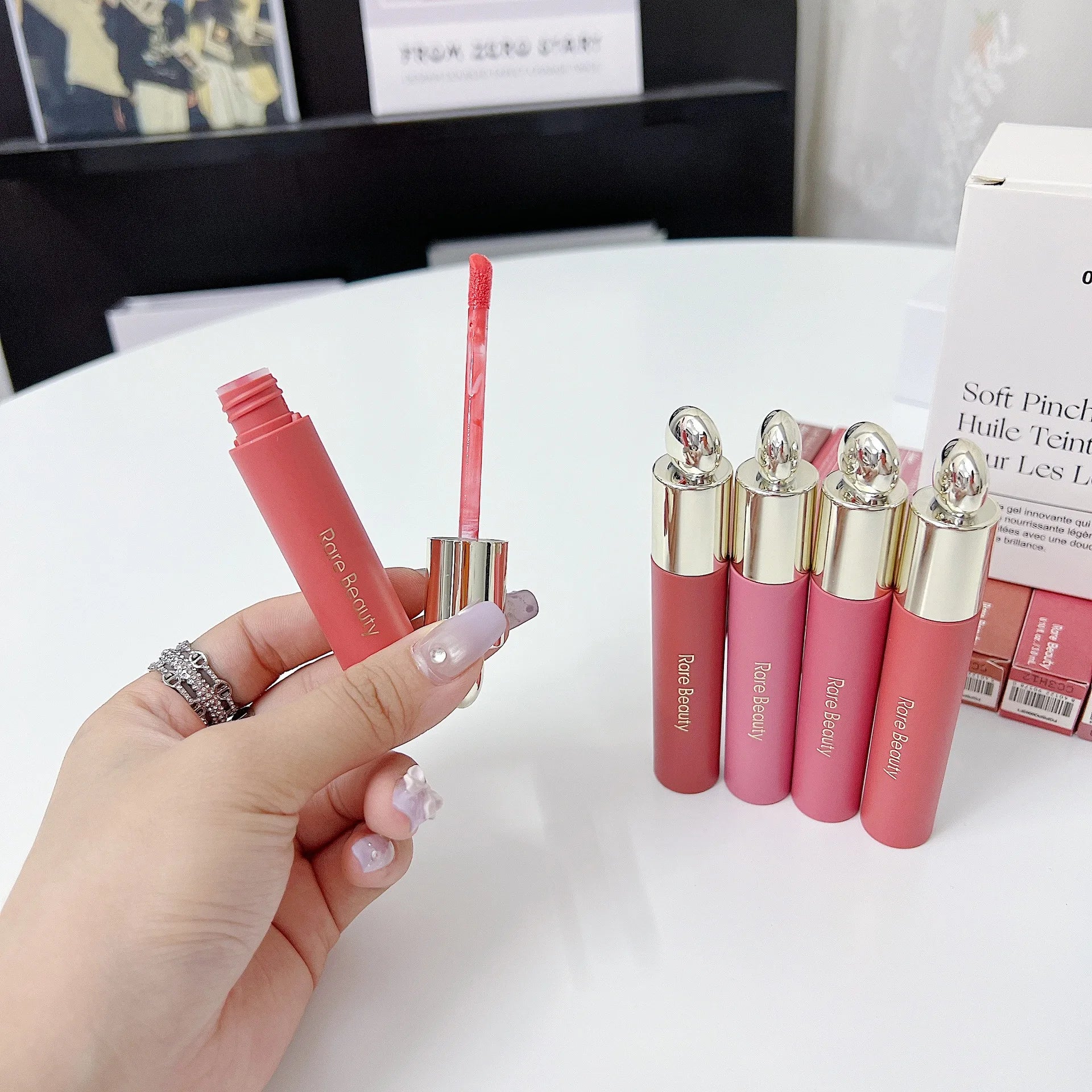 Rare Beauty New Smooth Liquid Lip Gloss Hydrating Moisturizing Lasting Natural Bright Lightweight Nutrient Repair Tinted Lip Oil
